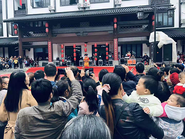 豆沙古镇美食文化节活动现场.jpg
