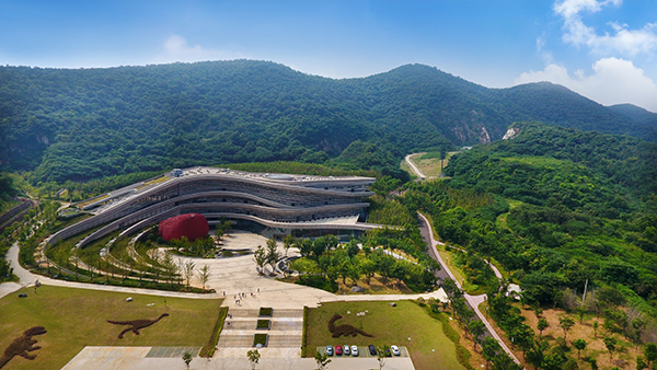 汤山方山国家地质公园博物馆远景.jpg