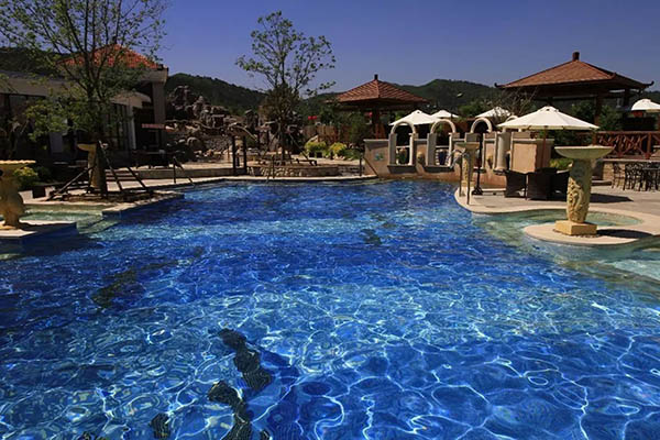 1碧湖温泉度假村.jpg