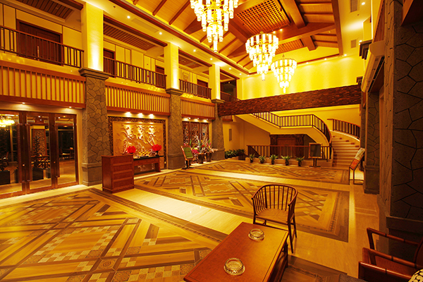 餐厅大堂.JPG