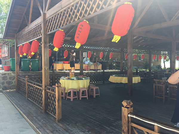 雁鸣湖渔港餐厅.jpg