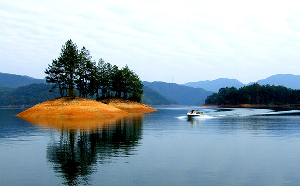 陈世忠-陡水湖.JPG