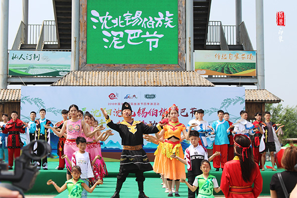 揽梦塔舞台.jpg