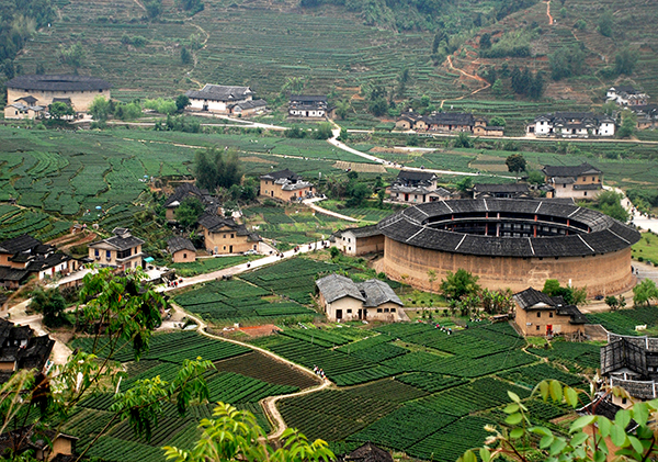2.世界文化遗产地——福建土楼华安大地土楼群.jpg