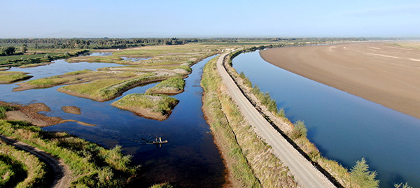 塔河古渡口小龙虾生态养殖基地.jpg