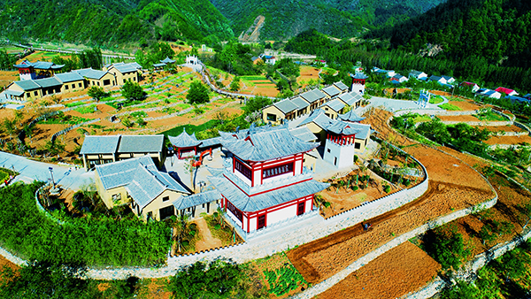 图4后湾中国美丽休闲乡村村落.jpg