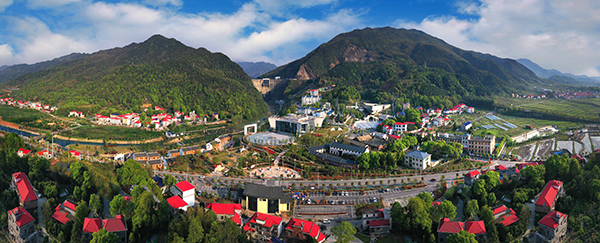 1 袁水源红色文化园景区.jpg
