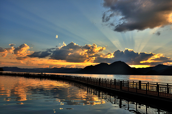 图片16：太平湖风景区（水上景观栈道）.jpg