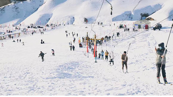 开心滑雪场滑雪区.png