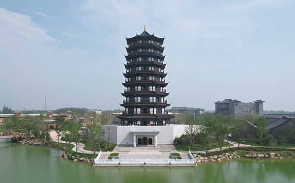 龙运宫外景.jpg