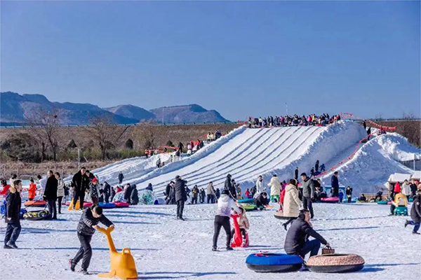 图片8：青州雪乡游乐场.jpg