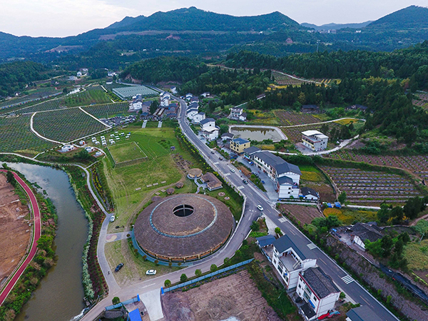 五龙村农耕文化体验馆鸟瞰图.jpg
