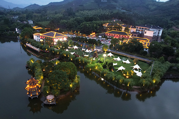 长兴县城山沟夜景.jpg