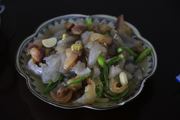 12、农庄美食—腊肉炒粉皮.JPG