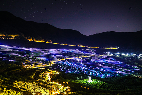 夜光梯田.jpg