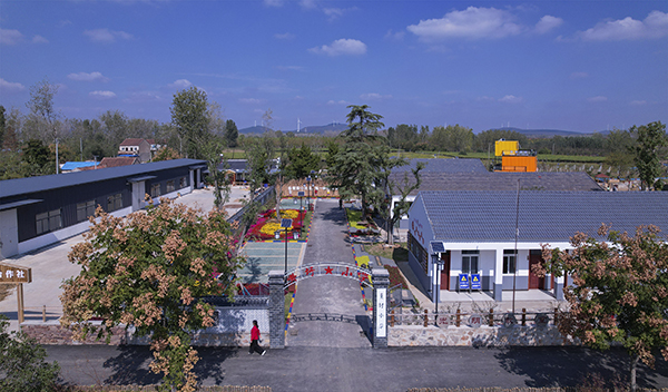 图片4瓜蒌部落黄圩小学正门.jpg