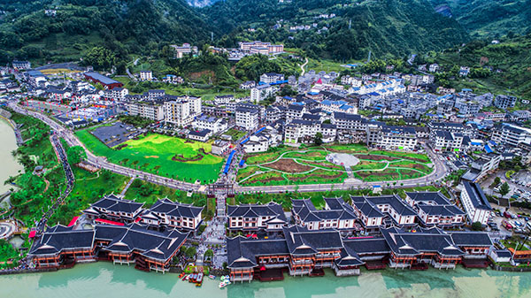龙马风情小镇全景.jpg