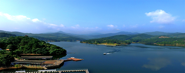 3华阳湖景区.png