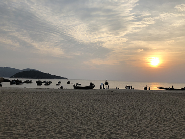 隔头沙滩.jpg