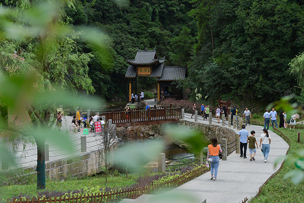 1.重庆市武隆区火炉镇呐溪原乡门口.jpg