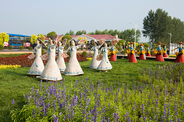图片46稻草人.jpg