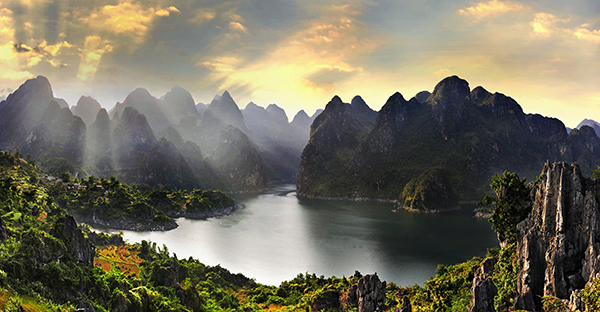 万峰湖2.jpg