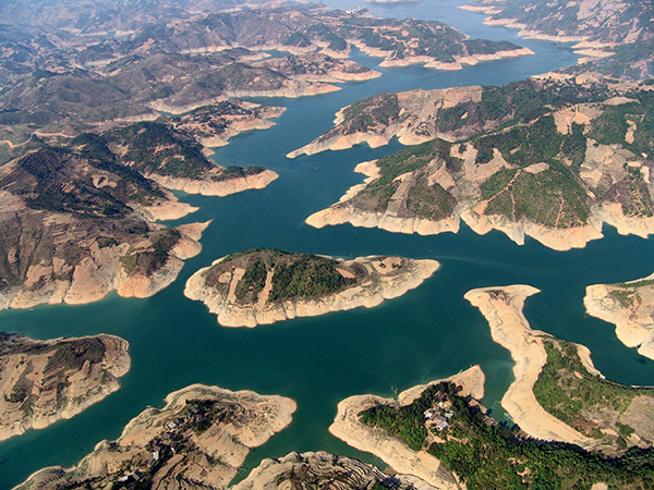 万峰湖4.JPG